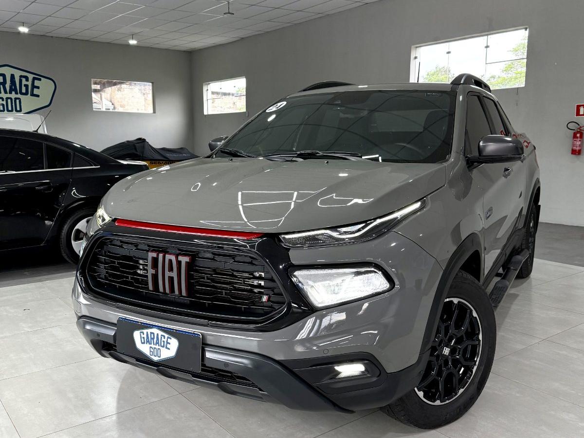 FIAT TORO Ultra 2.0 Turbo Diesel 4x4 AT9 — foto 1 de 9